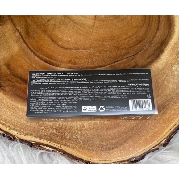 NWT Huda Beauty Liquid Matte Lipstick- Bombshell - Picture 5 of 7